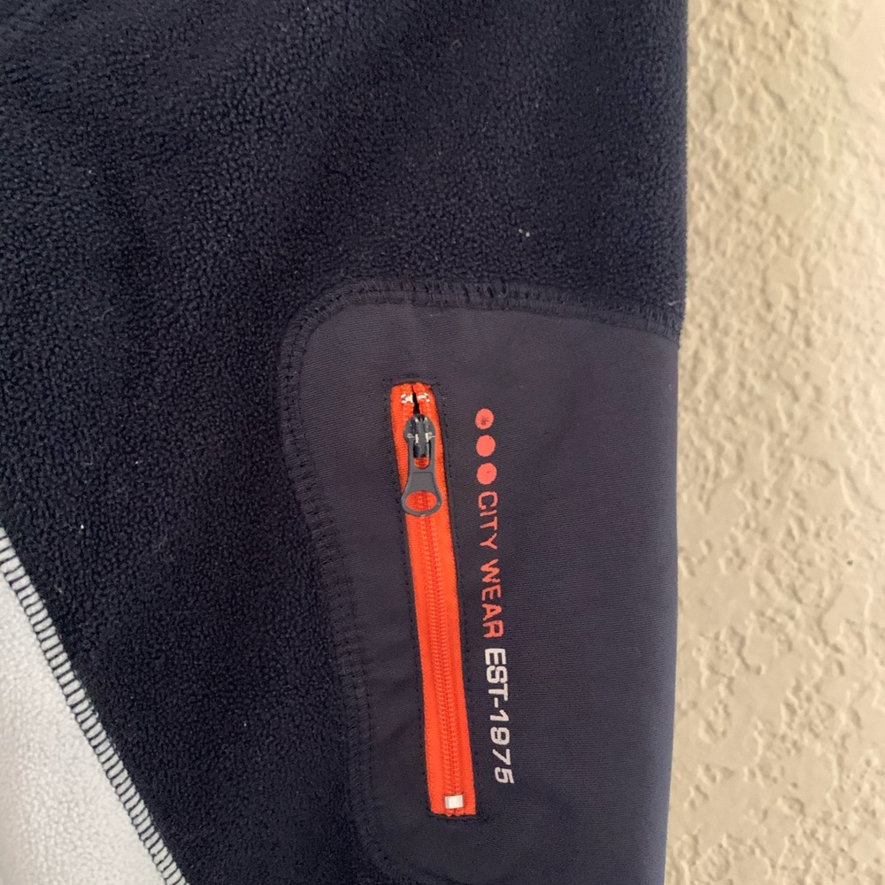 jacket - Picture 3 of 4